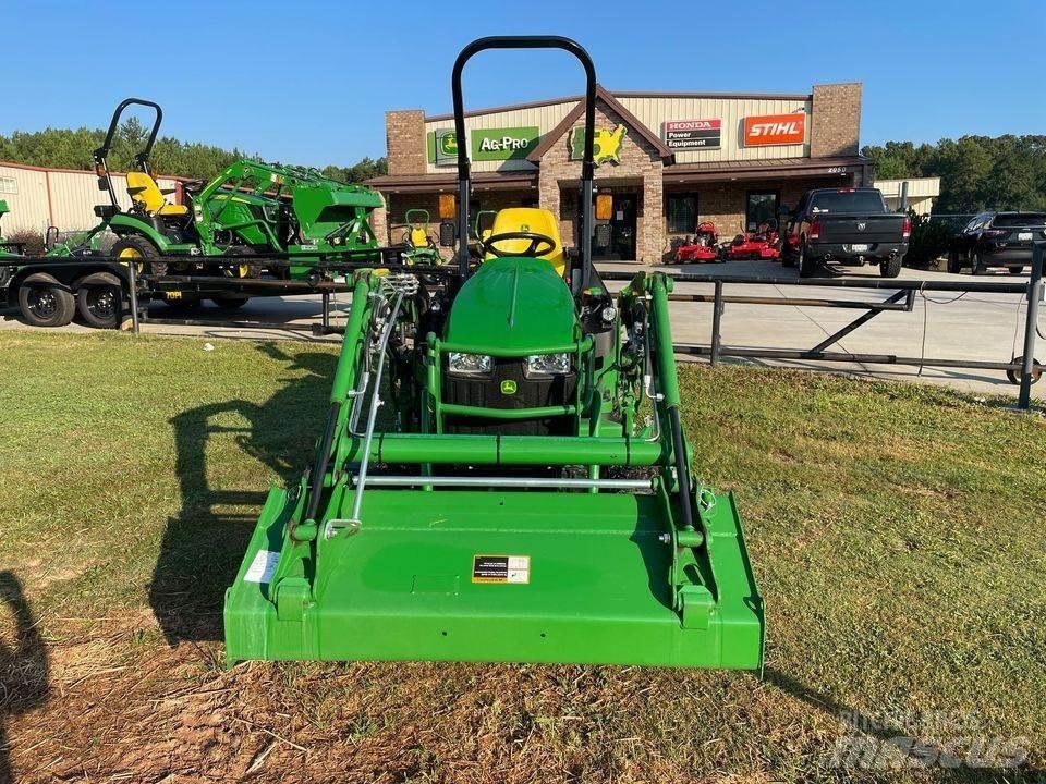 John Deere 1025R Трактори