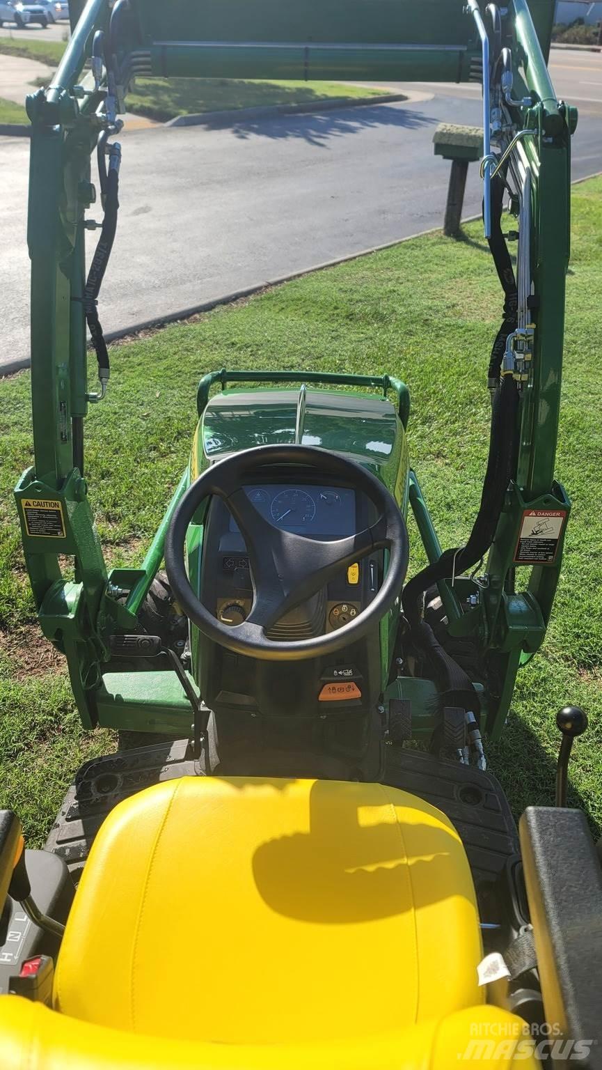 John Deere 1025R Трактори