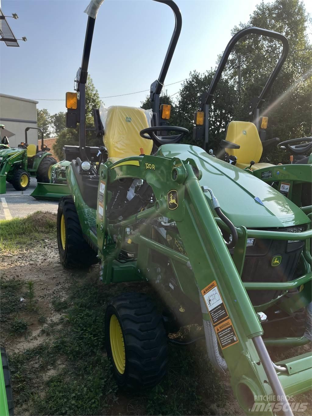John Deere 1025R Трактори