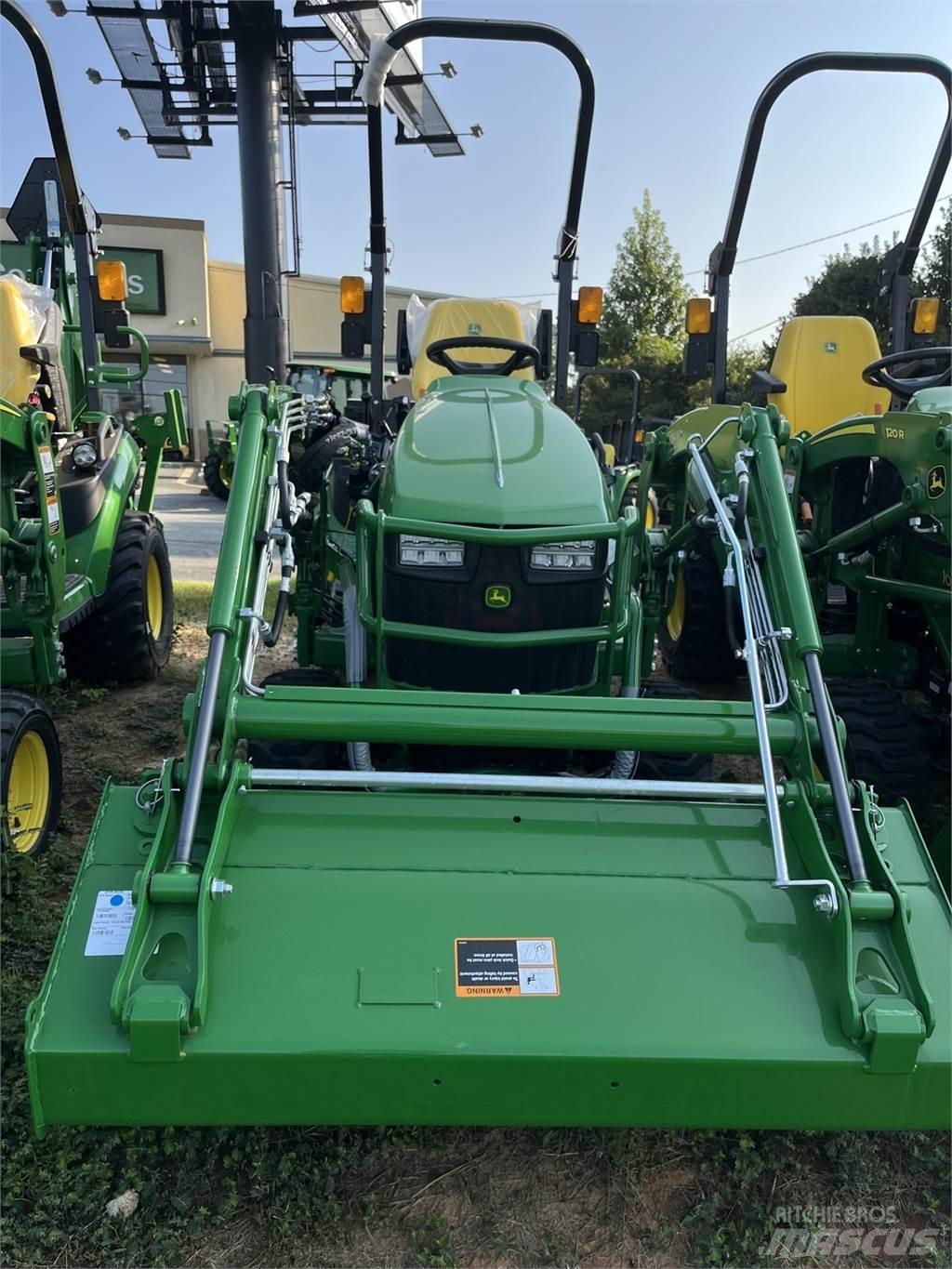 John Deere 1025R Трактори