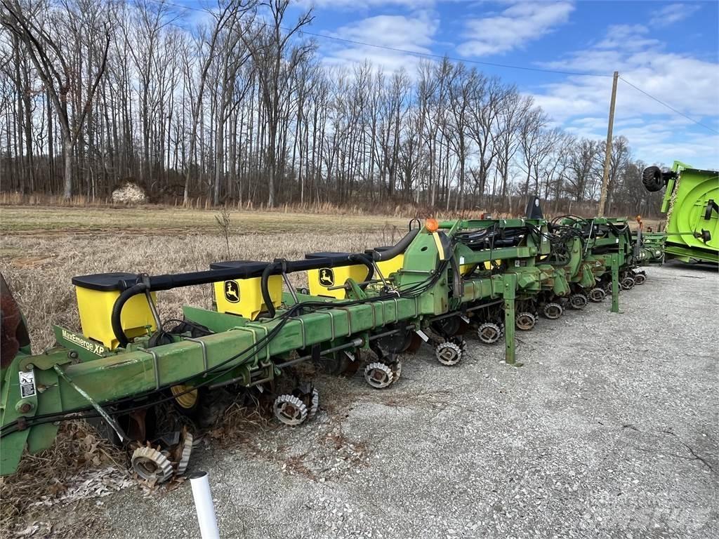 John Deere 1720 Cажалки