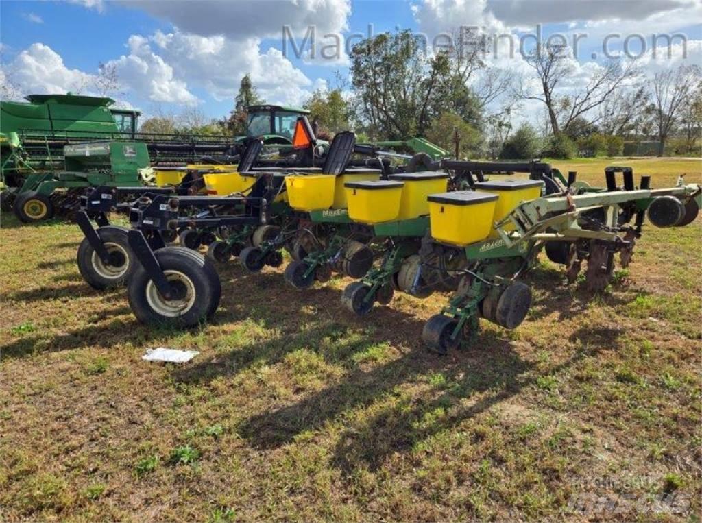 John Deere 1720 Cажалки