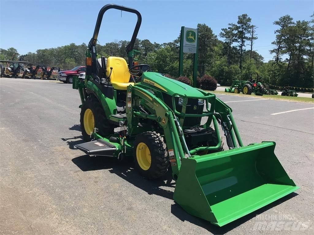 John Deere 2025R Трактори