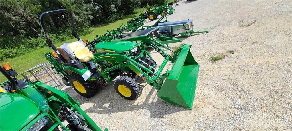 John Deere 2025R Трактори