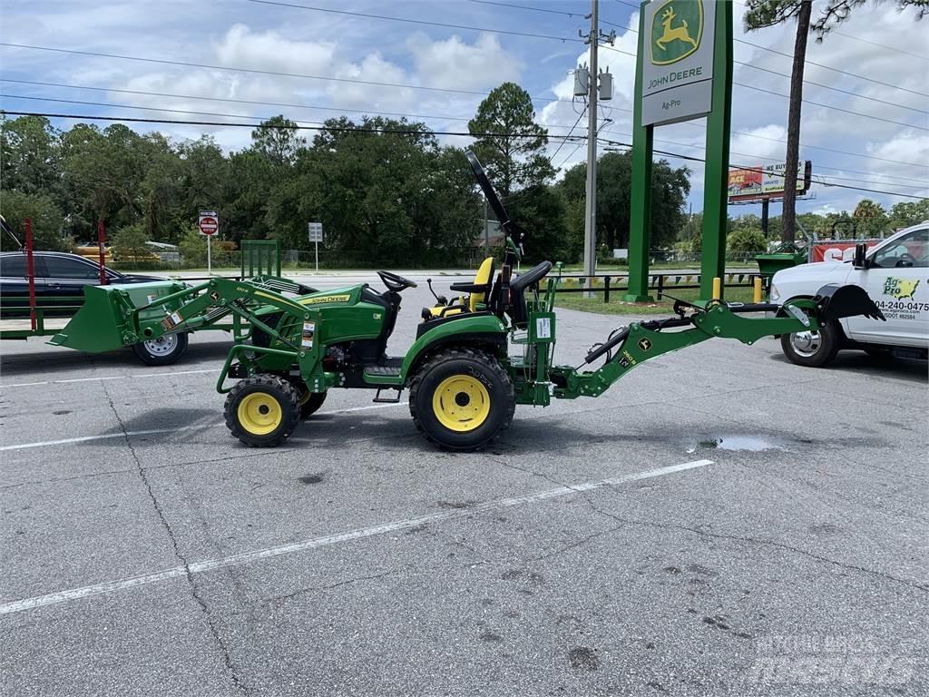 John Deere 2025R Трактори