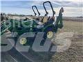 John Deere 2025R Трактори