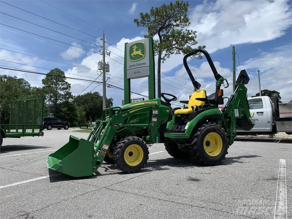 John Deere 2025R Трактори