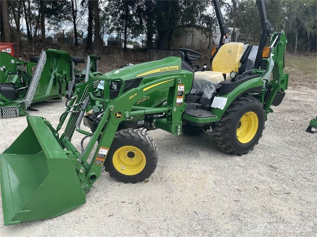 John Deere 2025R Трактори