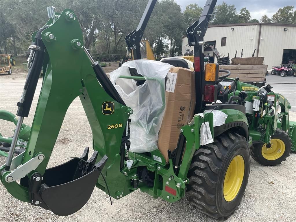 John Deere 2025R Трактори