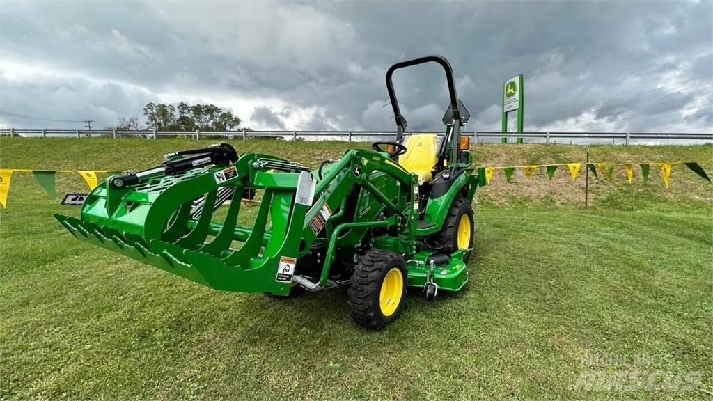 John Deere 2025R Трактори