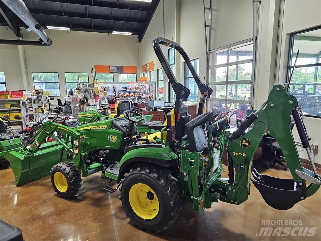 John Deere 2025R Трактори