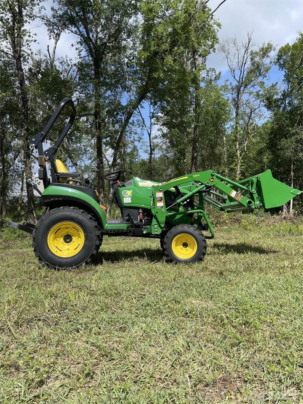 John Deere 2025R Трактори