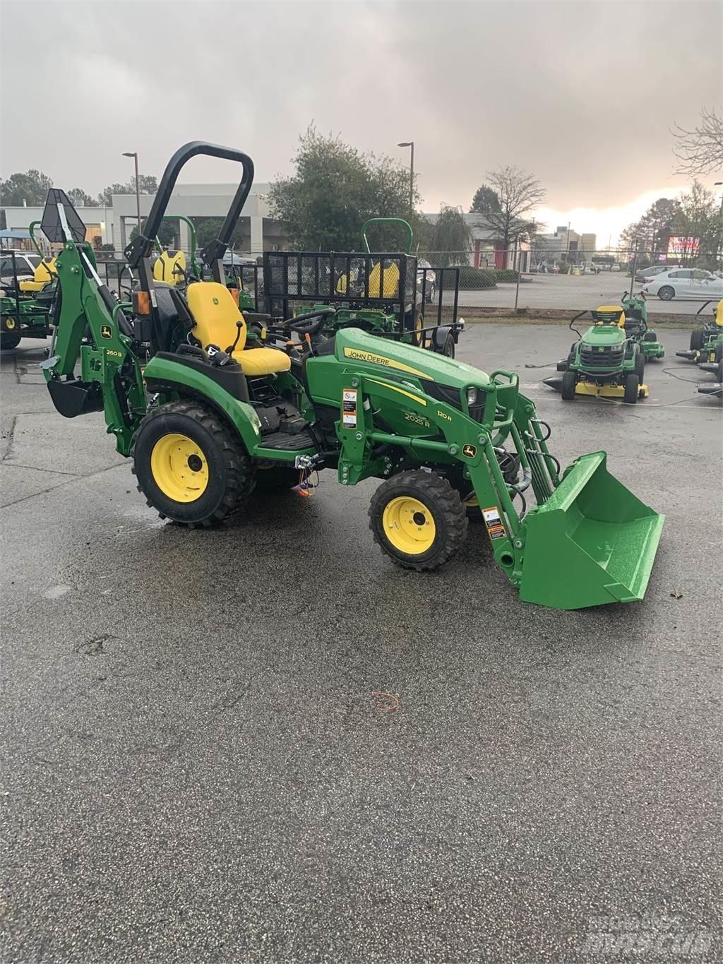 John Deere 2025R Трактори