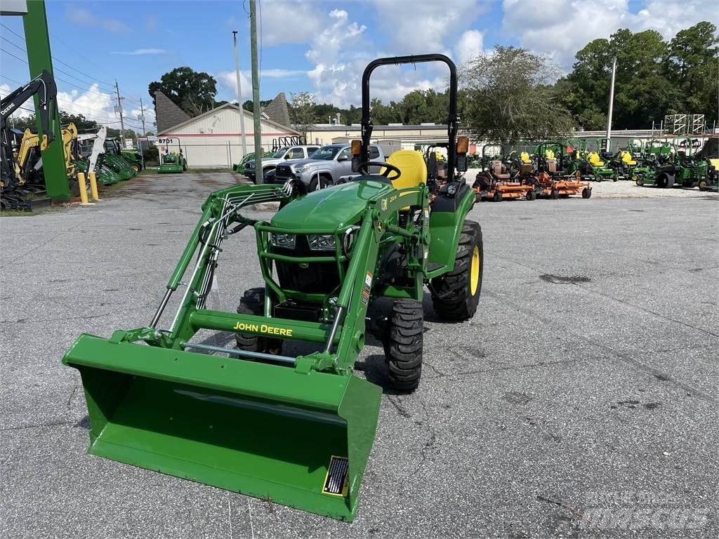 John Deere 2038R Трактори