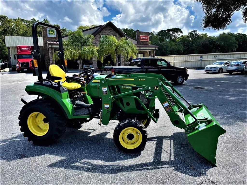 John Deere 2038R Трактори