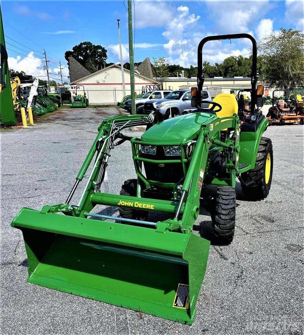John Deere 2038R Трактори