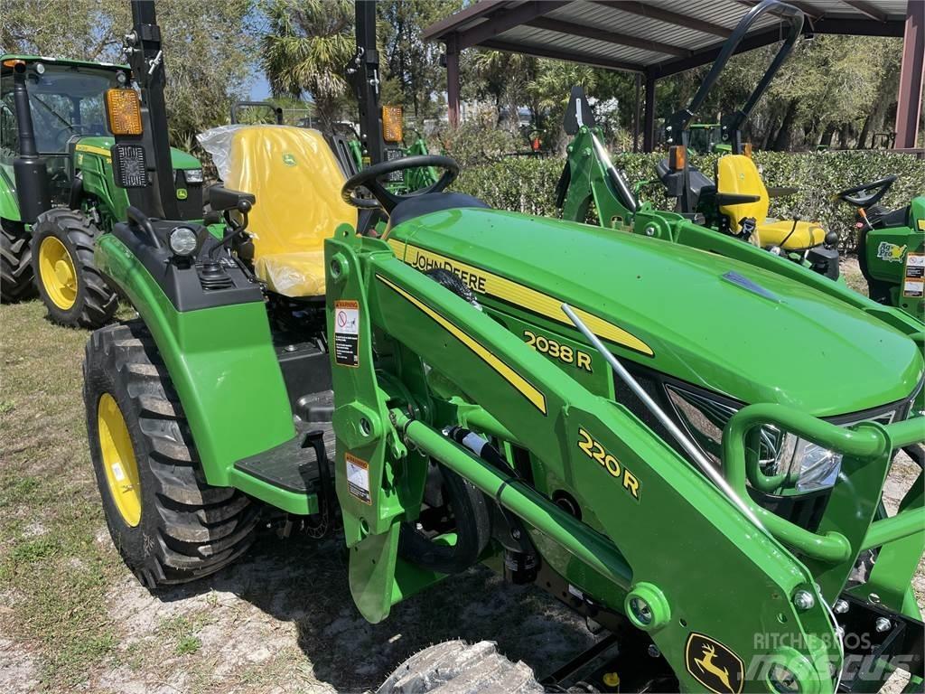 John Deere 2038R Трактори