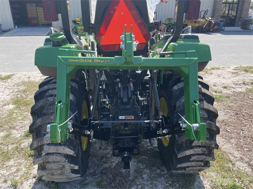 John Deere 2038R Трактори