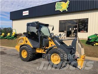 John Deere 204 G Малі навантажувачі