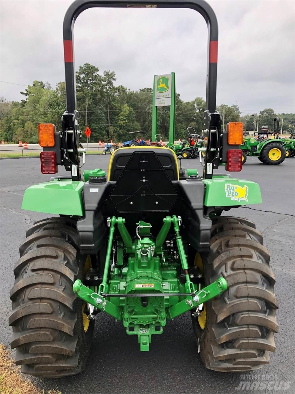 John Deere 3025D Трактори