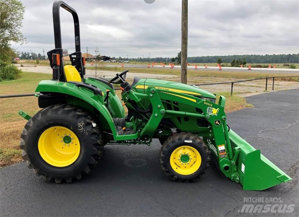John Deere 3025D Трактори