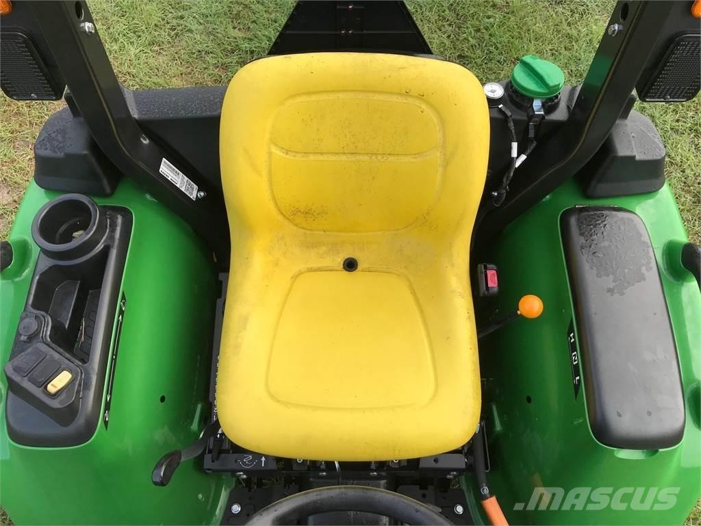 John Deere 3025E Трактори