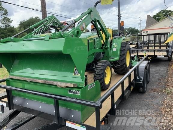 John Deere 3025E Трактори