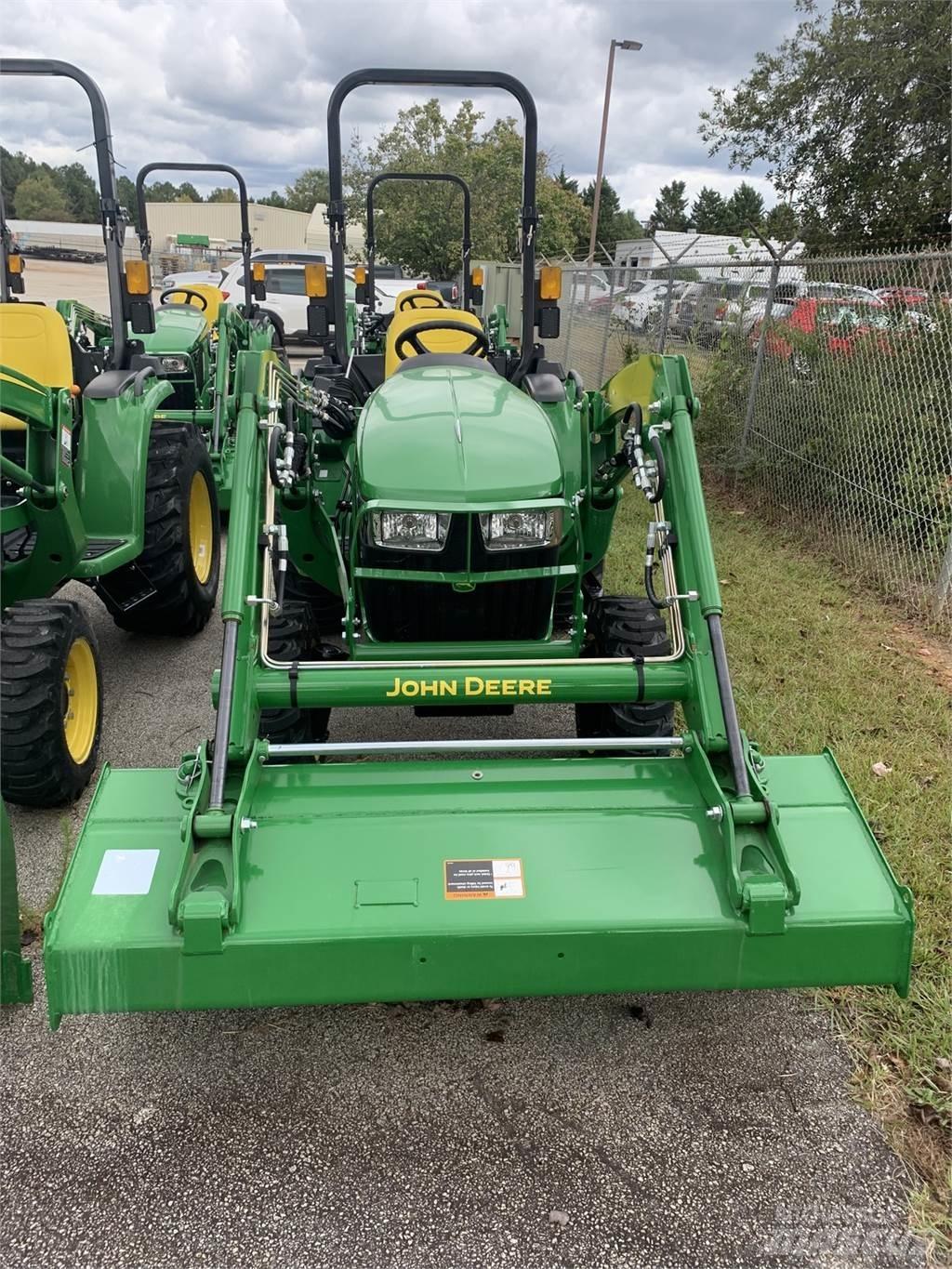 John Deere 3032E Трактори