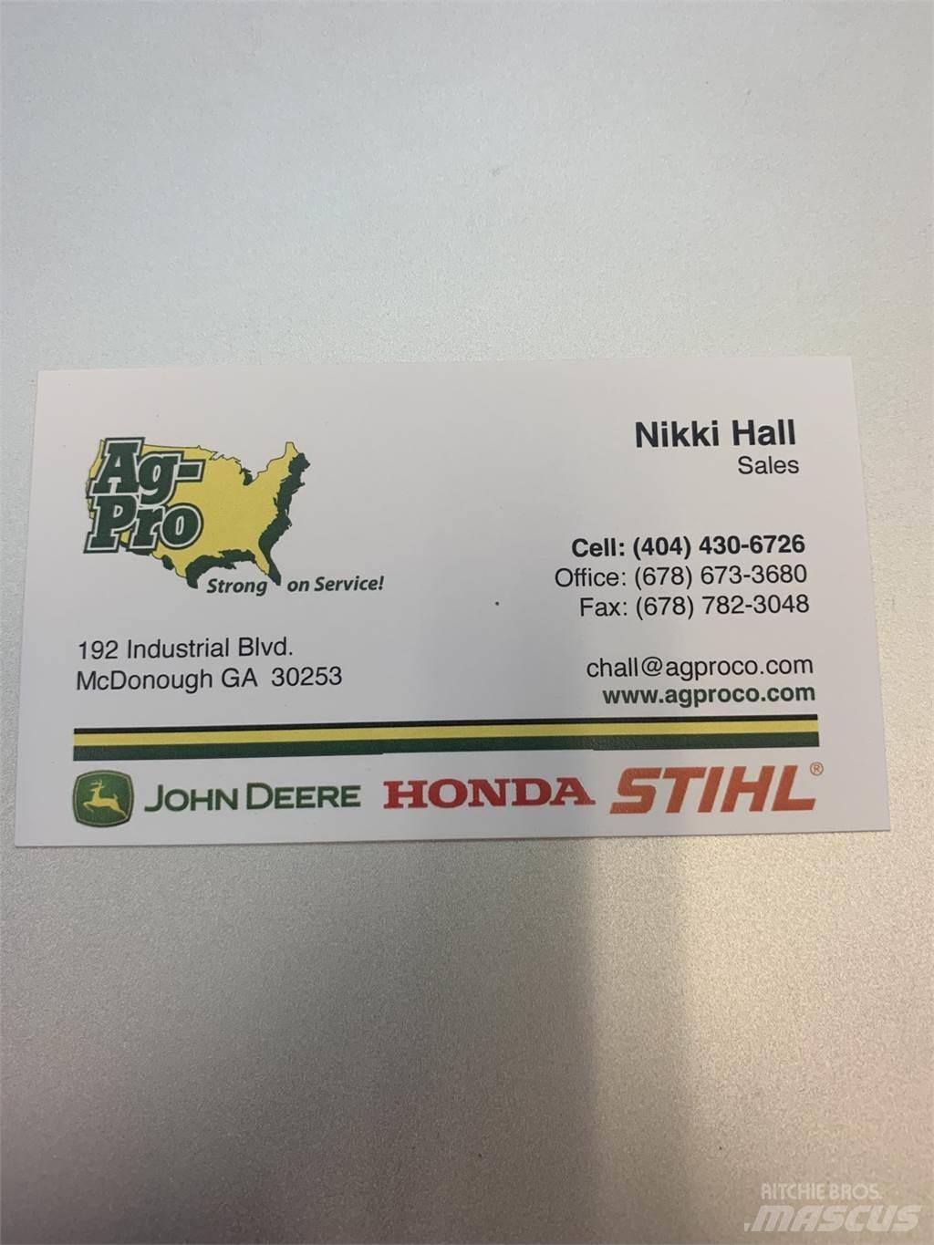 John Deere 3032E Трактори