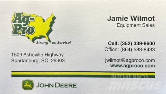 John Deere 3033R Трактори