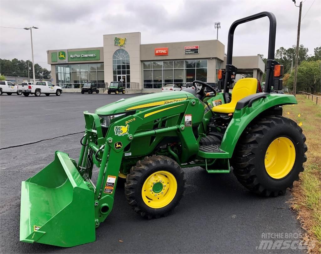 John Deere 3035D Трактори