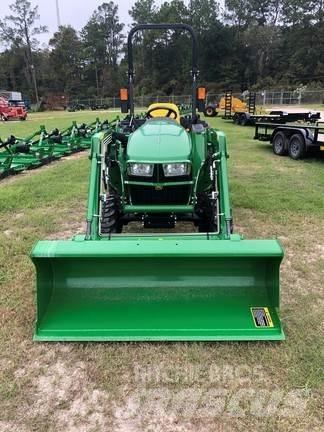 John Deere 3038E Трактори