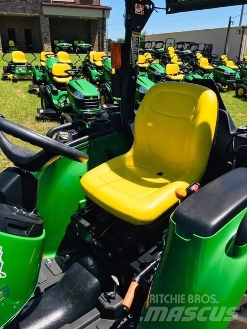 John Deere 3038E Трактори