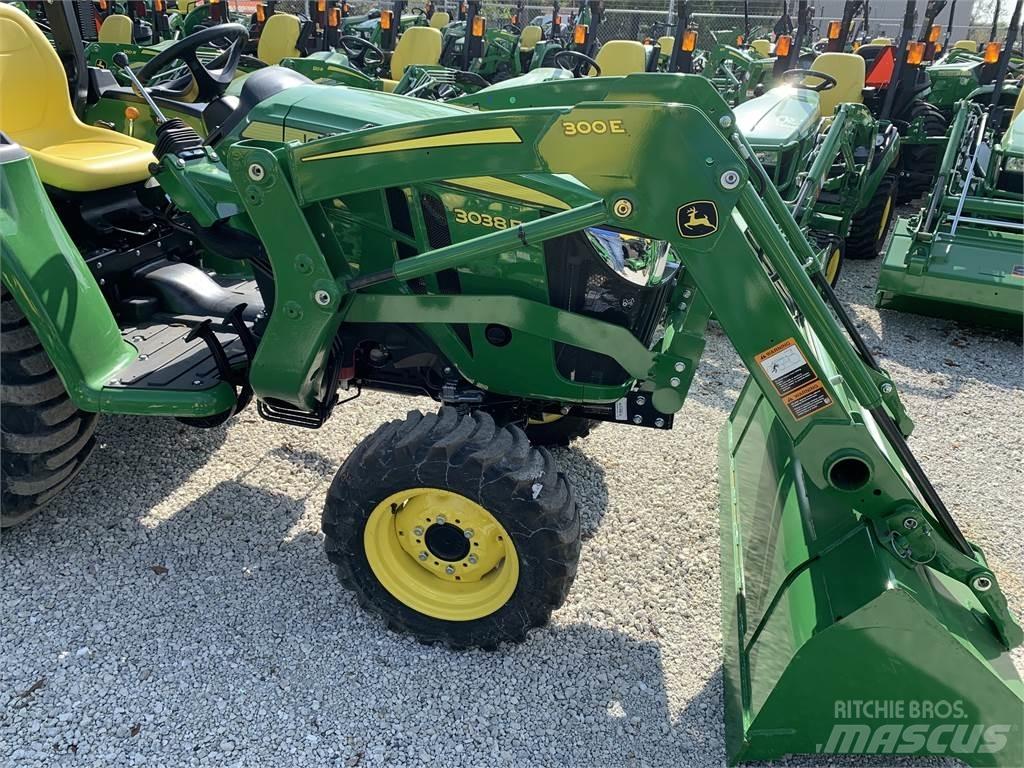 John Deere 3038E Трактори
