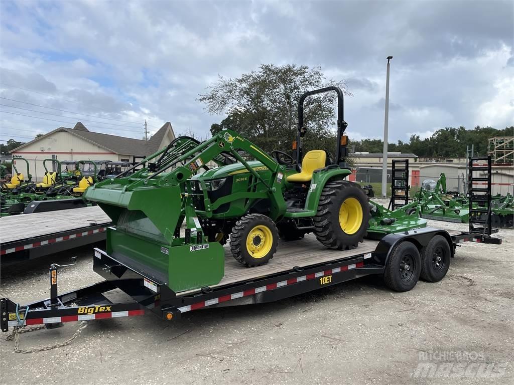 John Deere 3038E Трактори