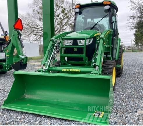 John Deere 3046R Трактори