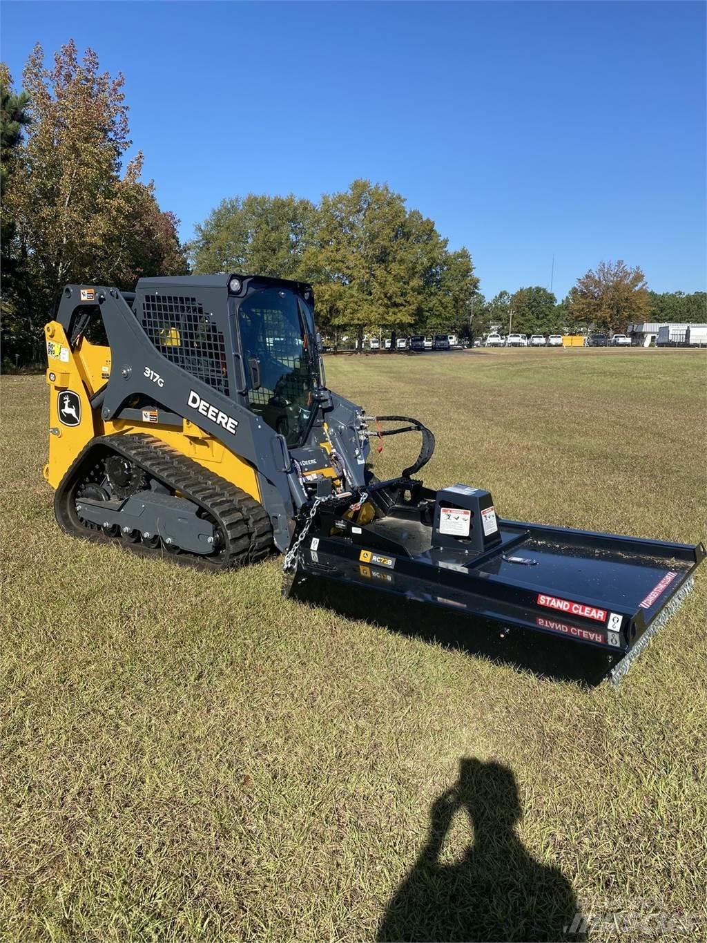 John Deere 317G Малі навантажувачі