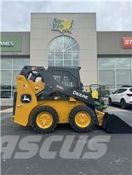 John Deere 318G Міні-навантажувачі