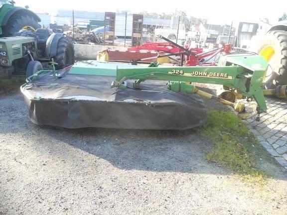 John Deere 324 Косилки-формувачі