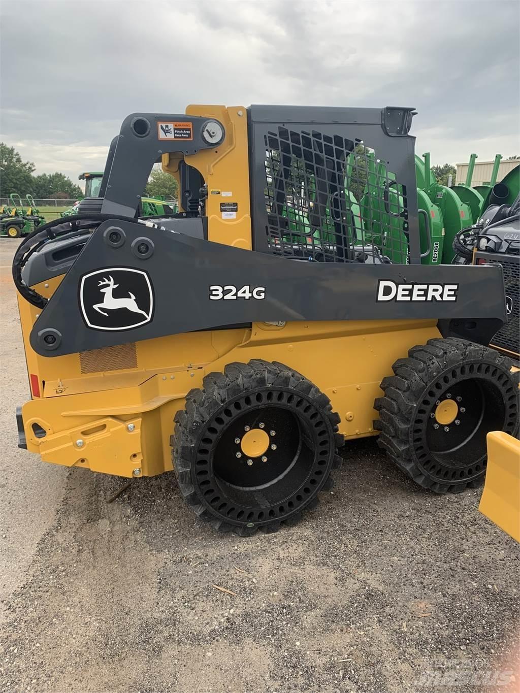 John Deere 324G Міні-навантажувачі