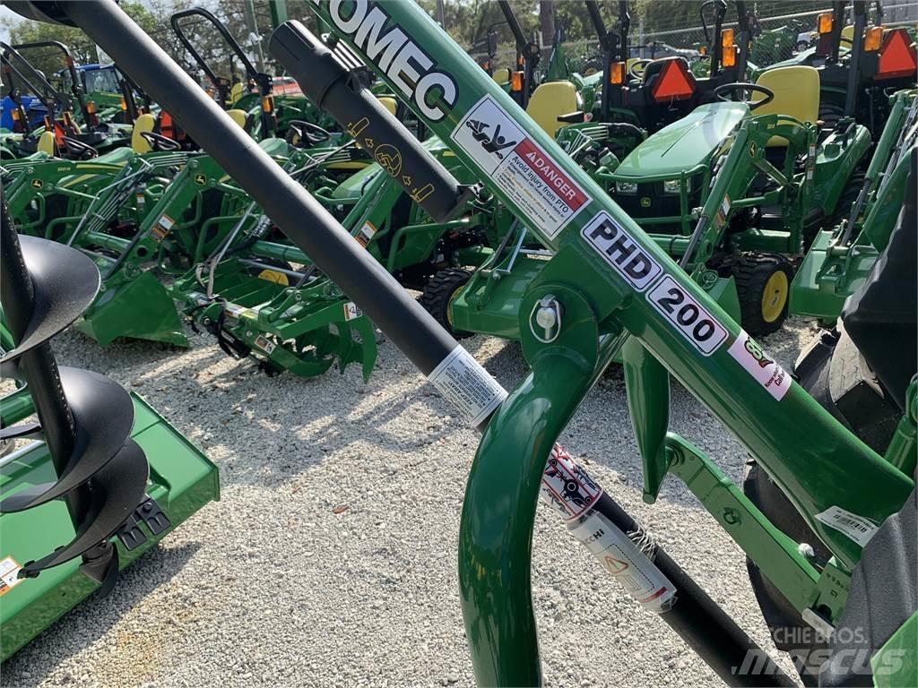 John Deere 4066M Трактори