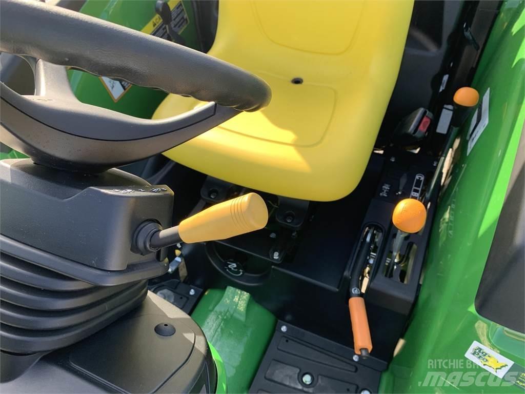 John Deere 4066M Трактори