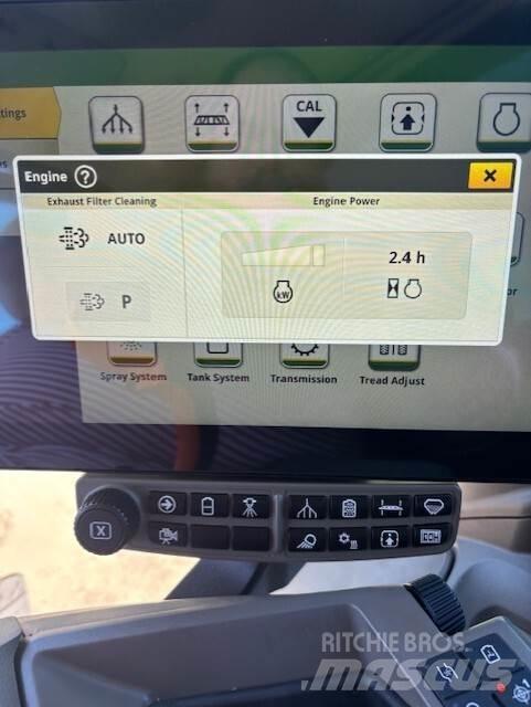 John Deere 408R Причіпні обприскувачі