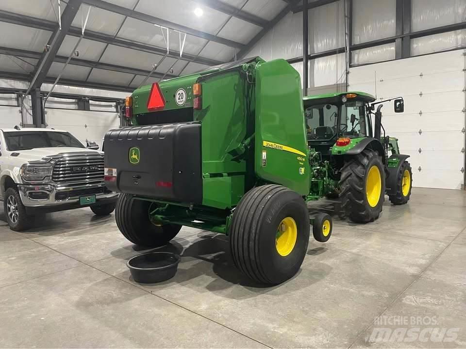 John Deere 450M Рулонні прес-підбирачі