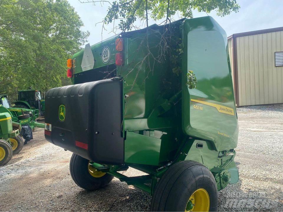 John Deere 451M Рулонні прес-підбирачі