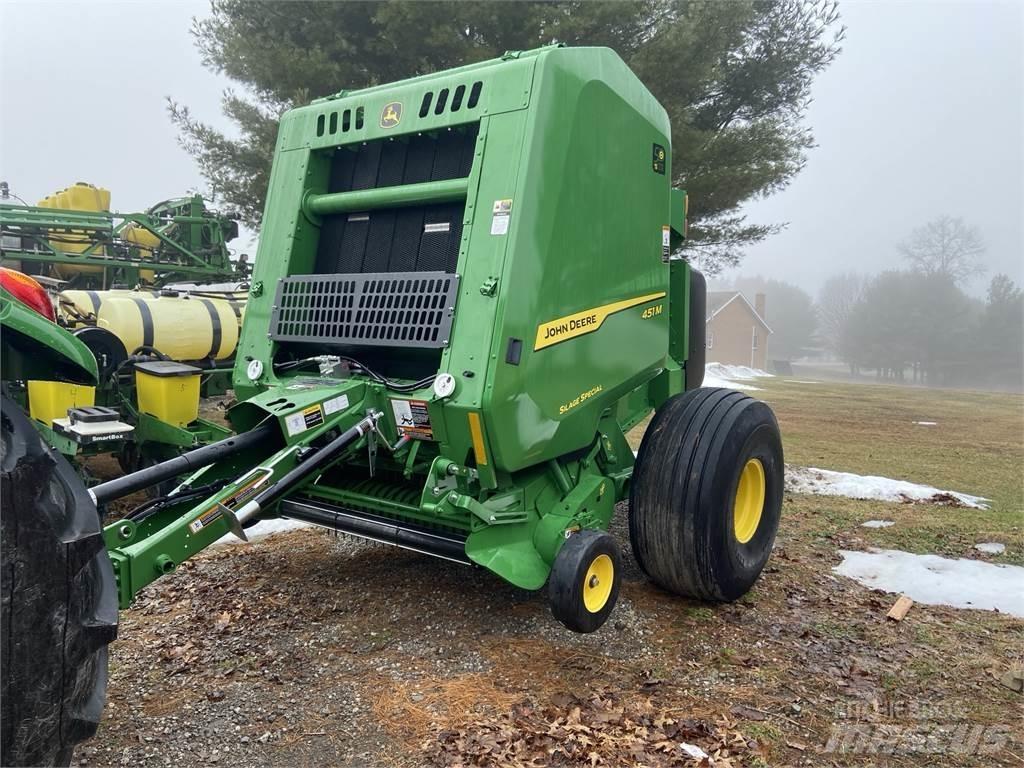 John Deere 451M Рулонні прес-підбирачі