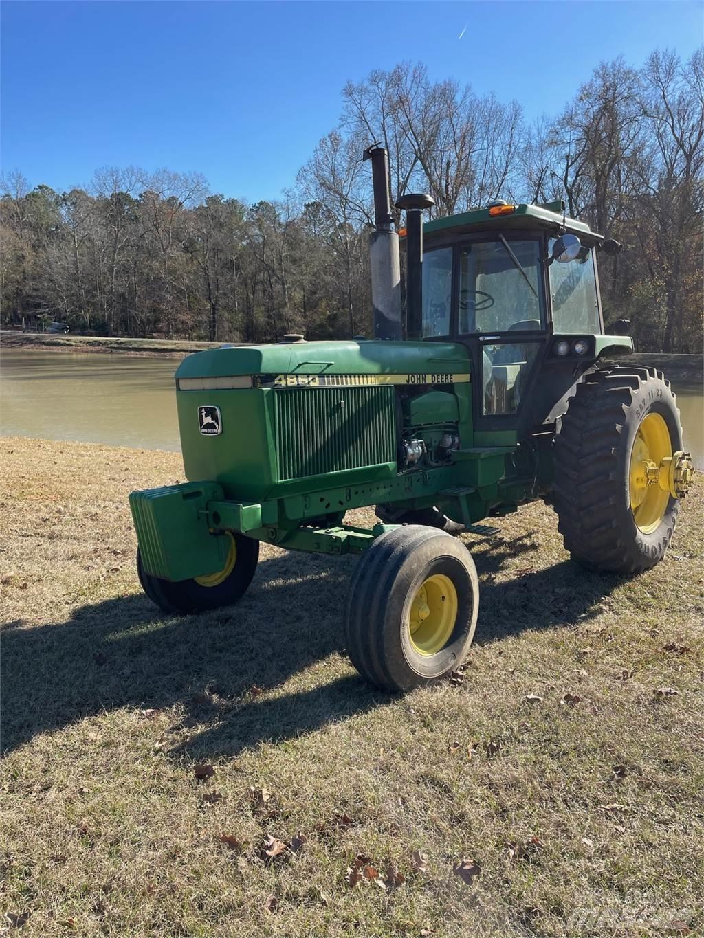 John Deere 4850 Трактори