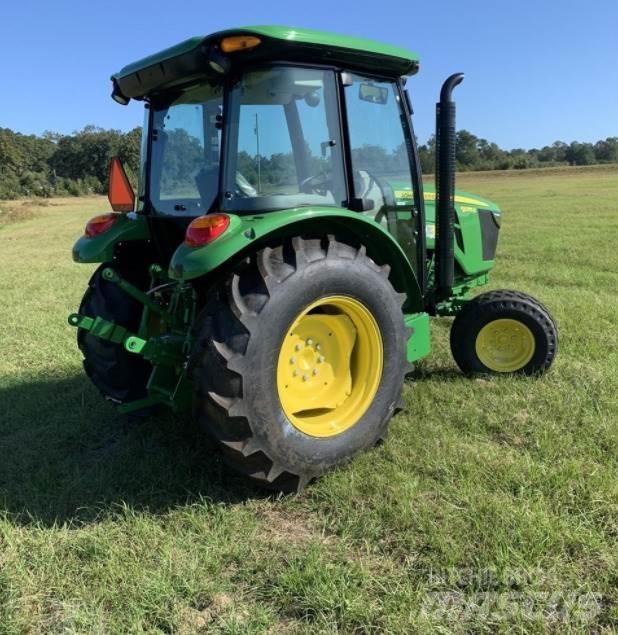 John Deere 5075E Трактори