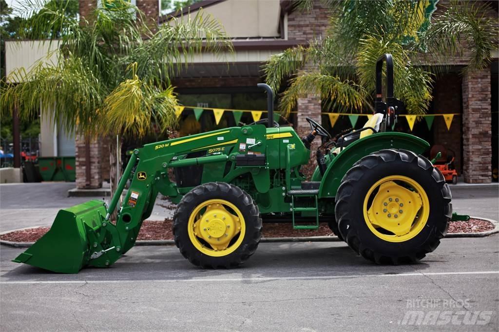 John Deere 5075E Трактори