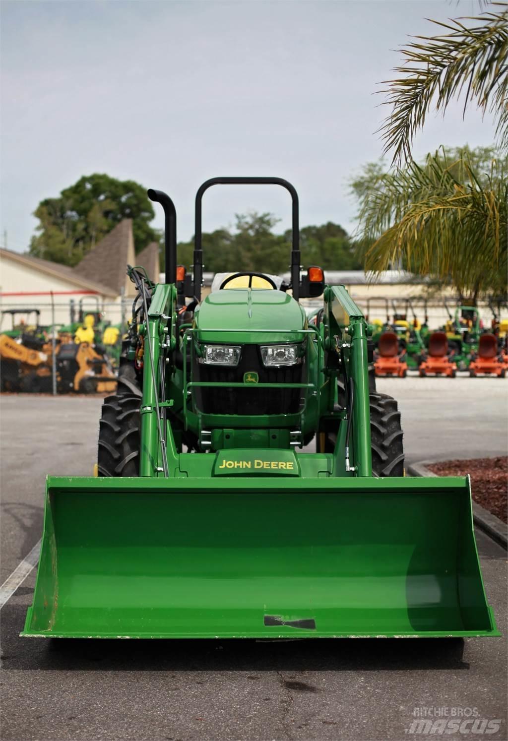 John Deere 5075E Трактори